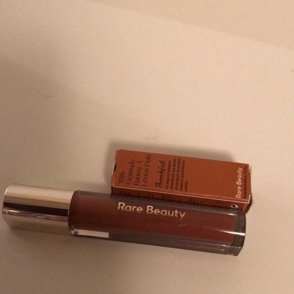 Two Rare Beauty lip balms new - Picture 2 of 3